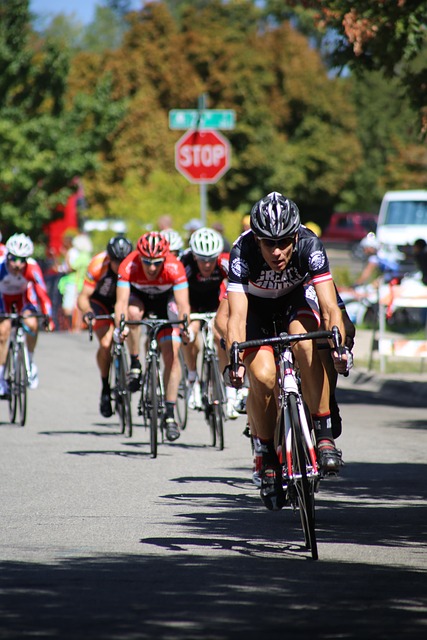 通过快速的 通过快速的